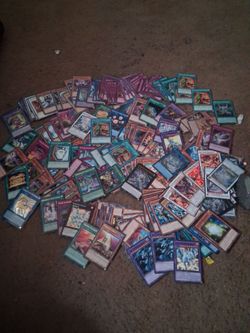 Large Lot of Yu-Gi-Oh! Trading Cards