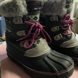 Snow Boots Girl 