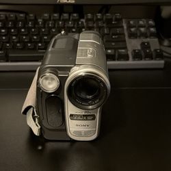 Sony Video Hi8 Camcorder – Tested & Working