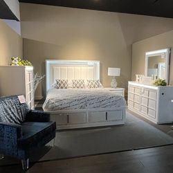 4PC King Bed Set