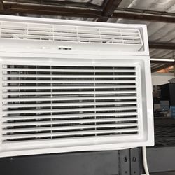 10,000 Btus Window Air Conditioning $$200 Only