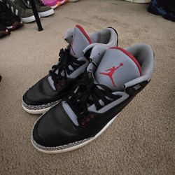 11.5M - Jordan 3 Retro Black Cement 2011