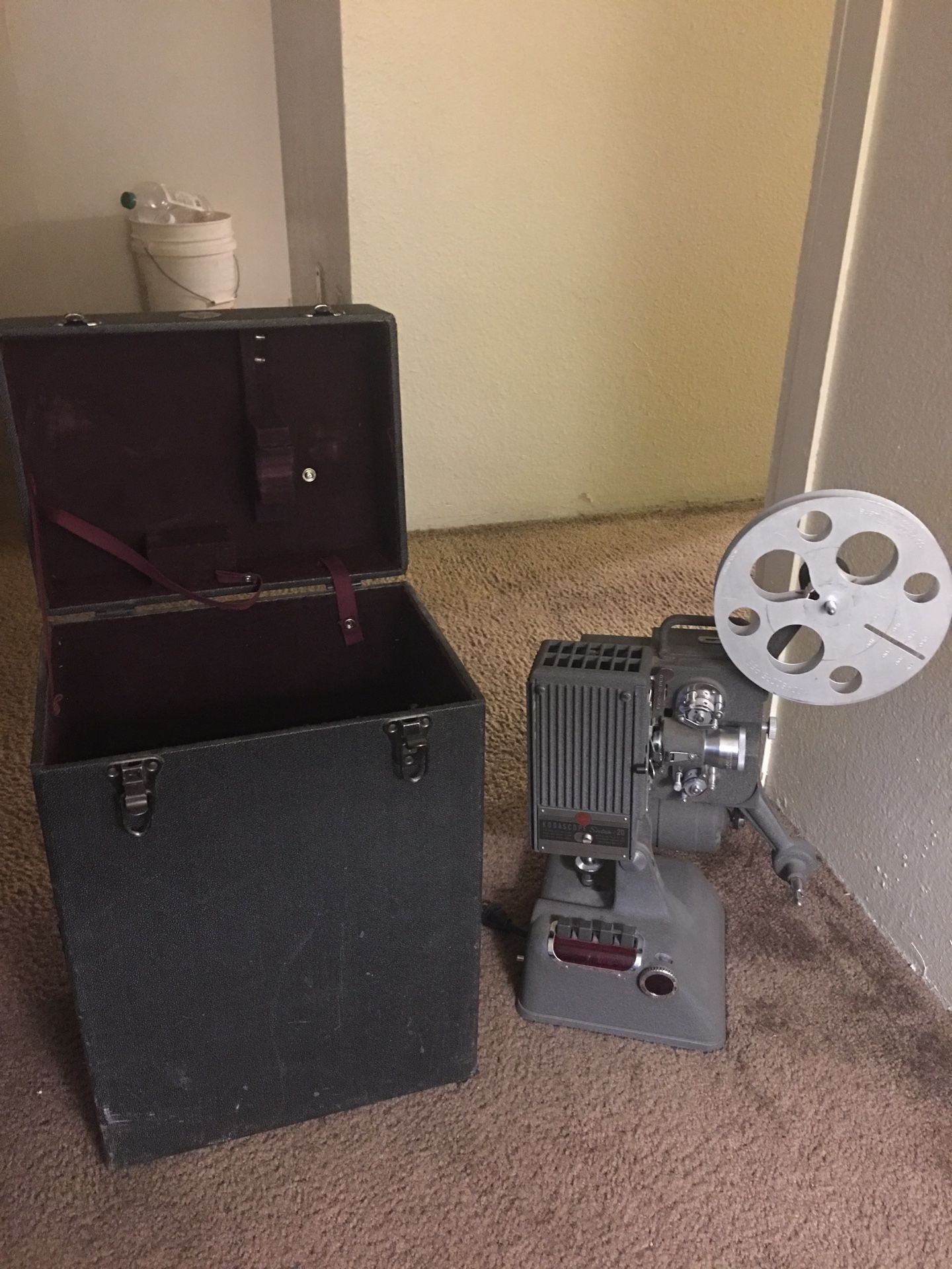 Kodak Kodascope Sixteen 20 Original Projector