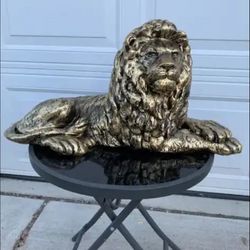 Golden Lion Statue