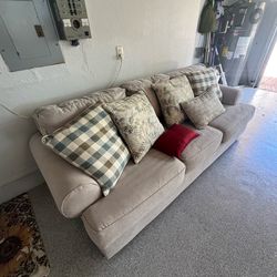 Sleeper Sofa (King Size) – Clean, Comfortable, Space-Saving