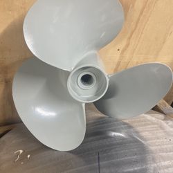 Volvo Propeller - 15x19 Pitch - C850865
