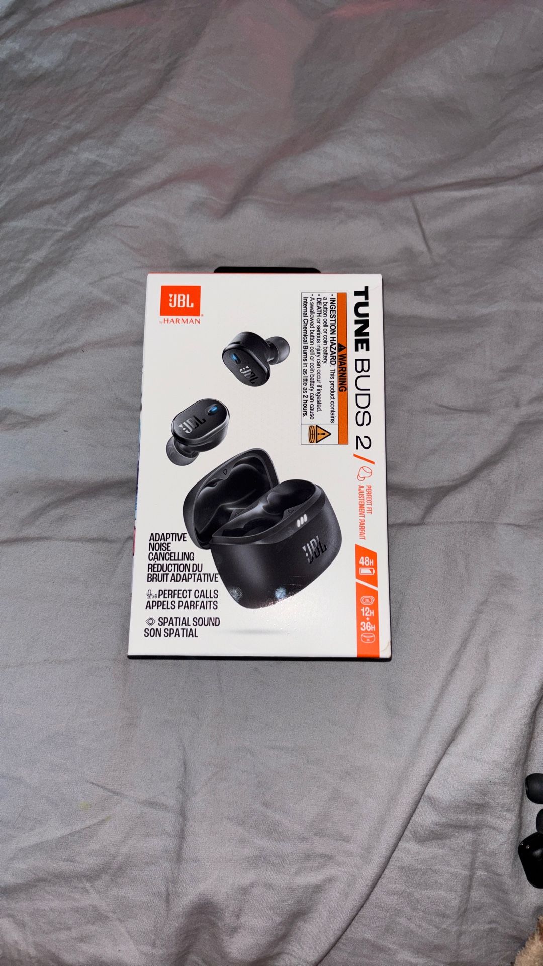 JBL headphones (Brand New)