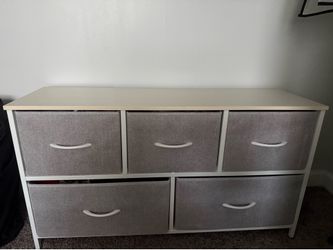 Kids dresser