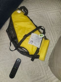 Dog life jacket