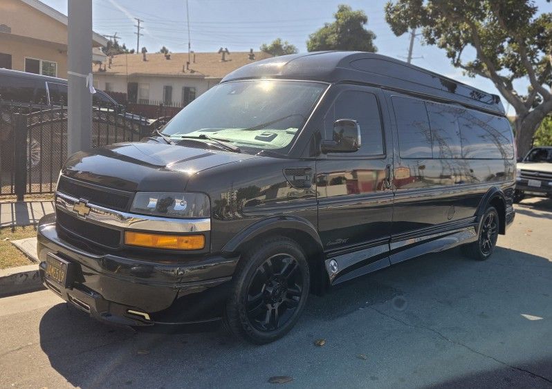 2019 Chevrolet Express 2500