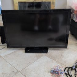 Orion 48" Tv