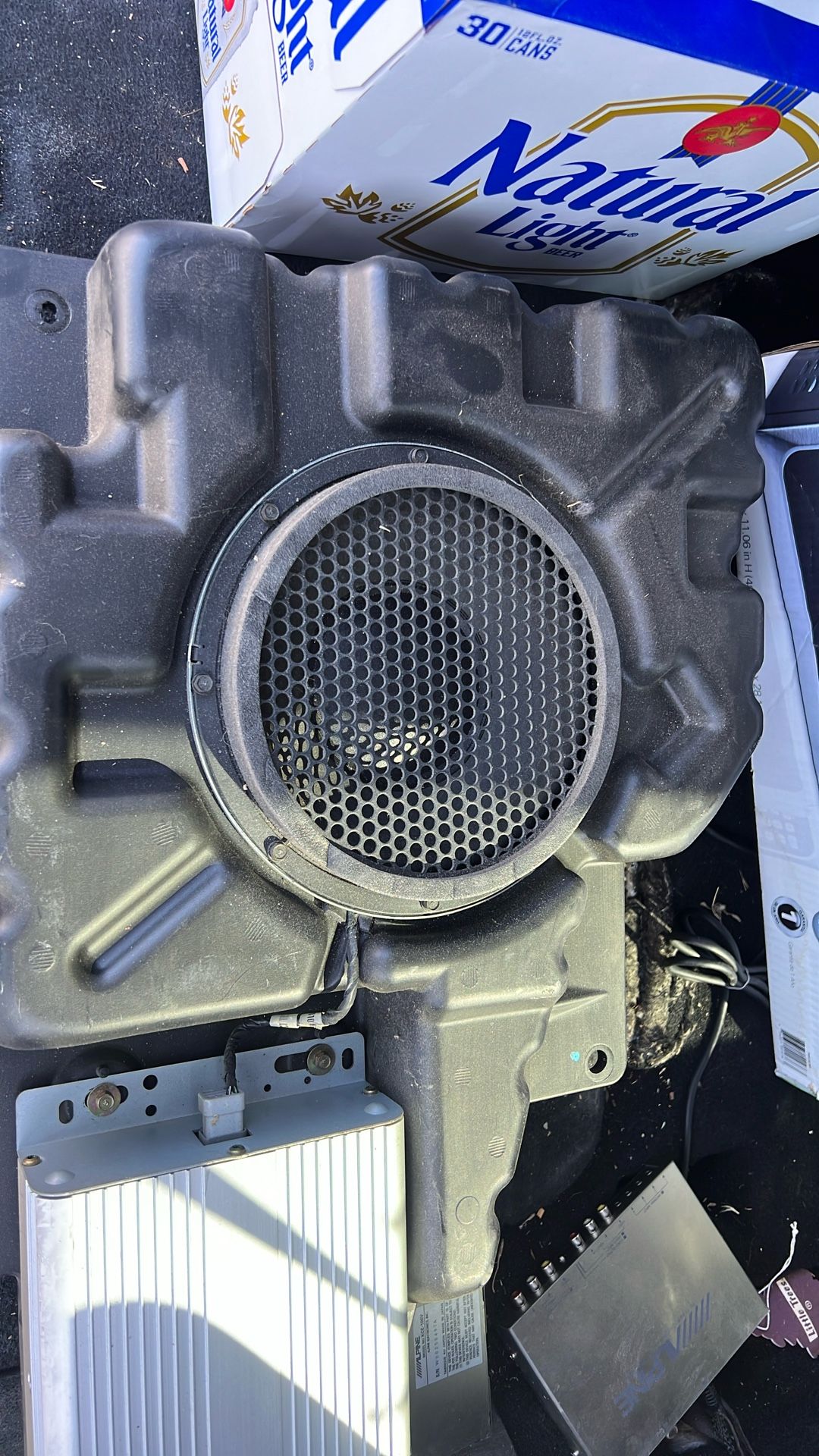 Part Of Alpine Stereo System For Lincon Navigator
