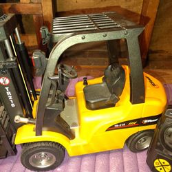 Toy Heavy Duty Forklift 