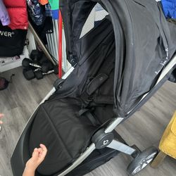 Stroller 