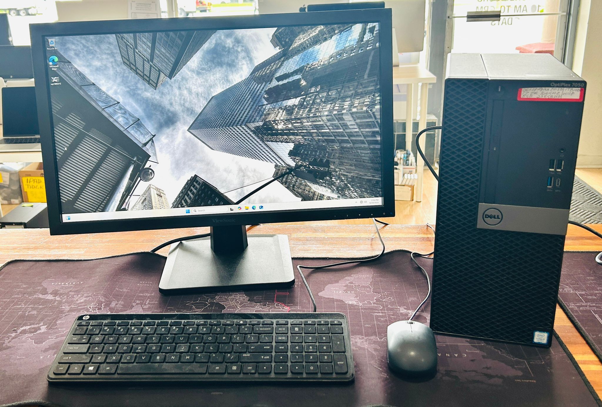 Dell Optiplex 7050 Core i7-7700u 8GB 256GB SSD + 1TB Windows 11 With Monitor