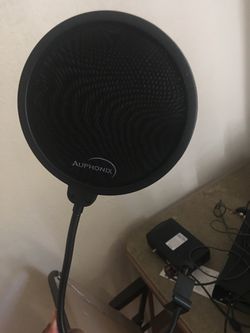 Auphonix shock mount and pop filter