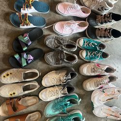 Girls shoes great condition