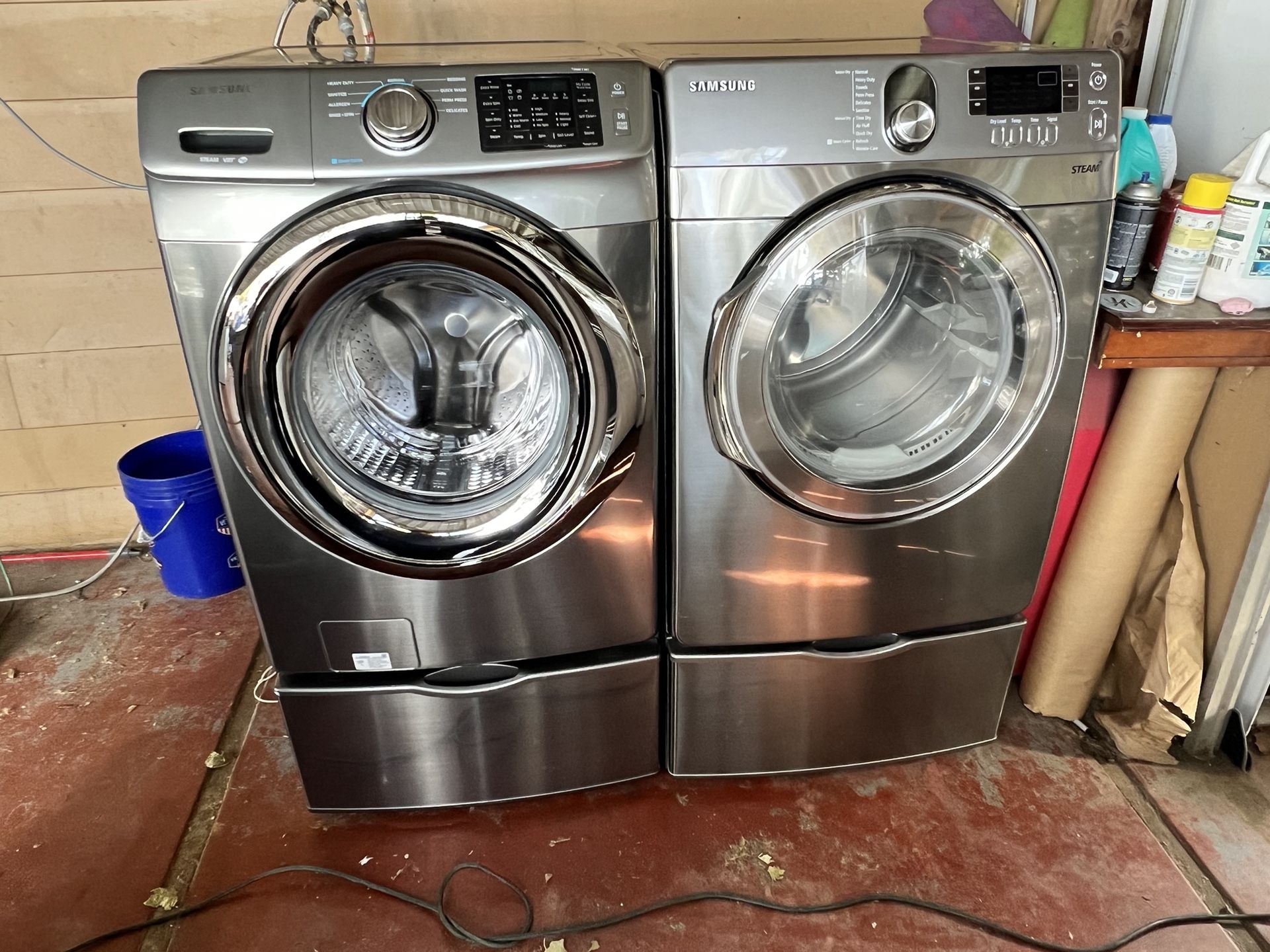 Samsung Washer and Electric Dryer Set With Steam Care