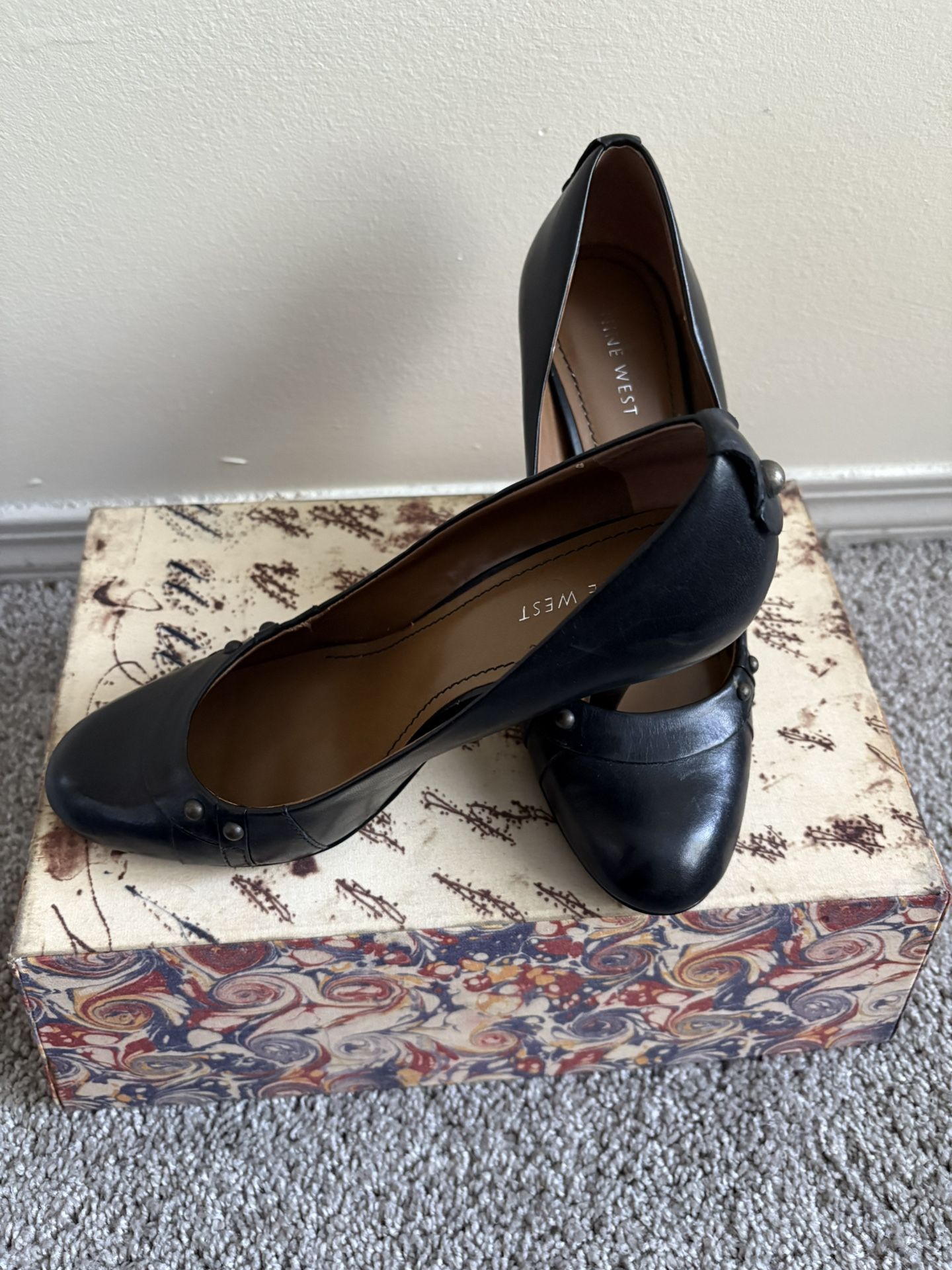 Nine West Pumps Size 9