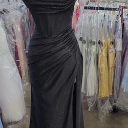 Brand New Formal/Prom Dresses 