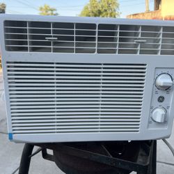 Window AC