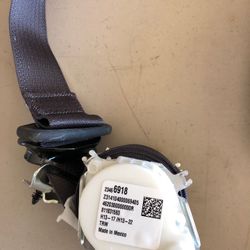 2015 Silverado seat belt