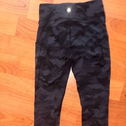 LULULEMON leggings