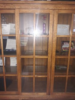 Curio cabinet