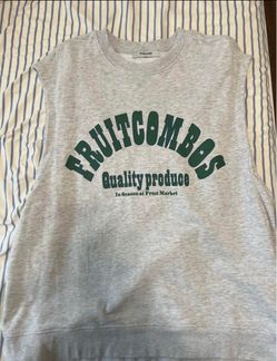 Korean 8 sec sleeveless shirt  L