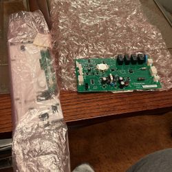 Whirlpool Fridge Circuit Boards. 
