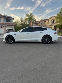 2020 Tesla Model S