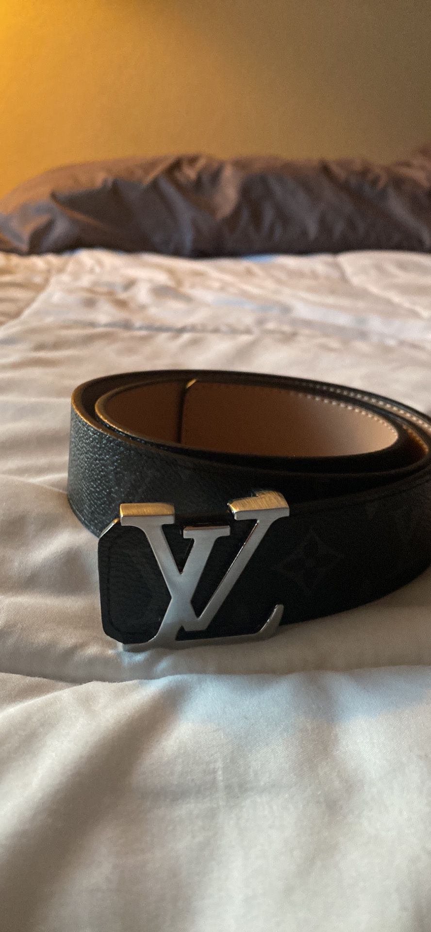 Louis Vuitton Belt Size 75/30 Fits If You Are A Size Small Or Xsmall Jean  Size 0 Or 1,3 for Sale in San Jose, CA - OfferUp
