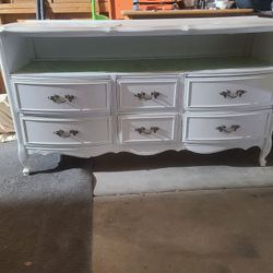 Antique/ Vintage Dresser Set