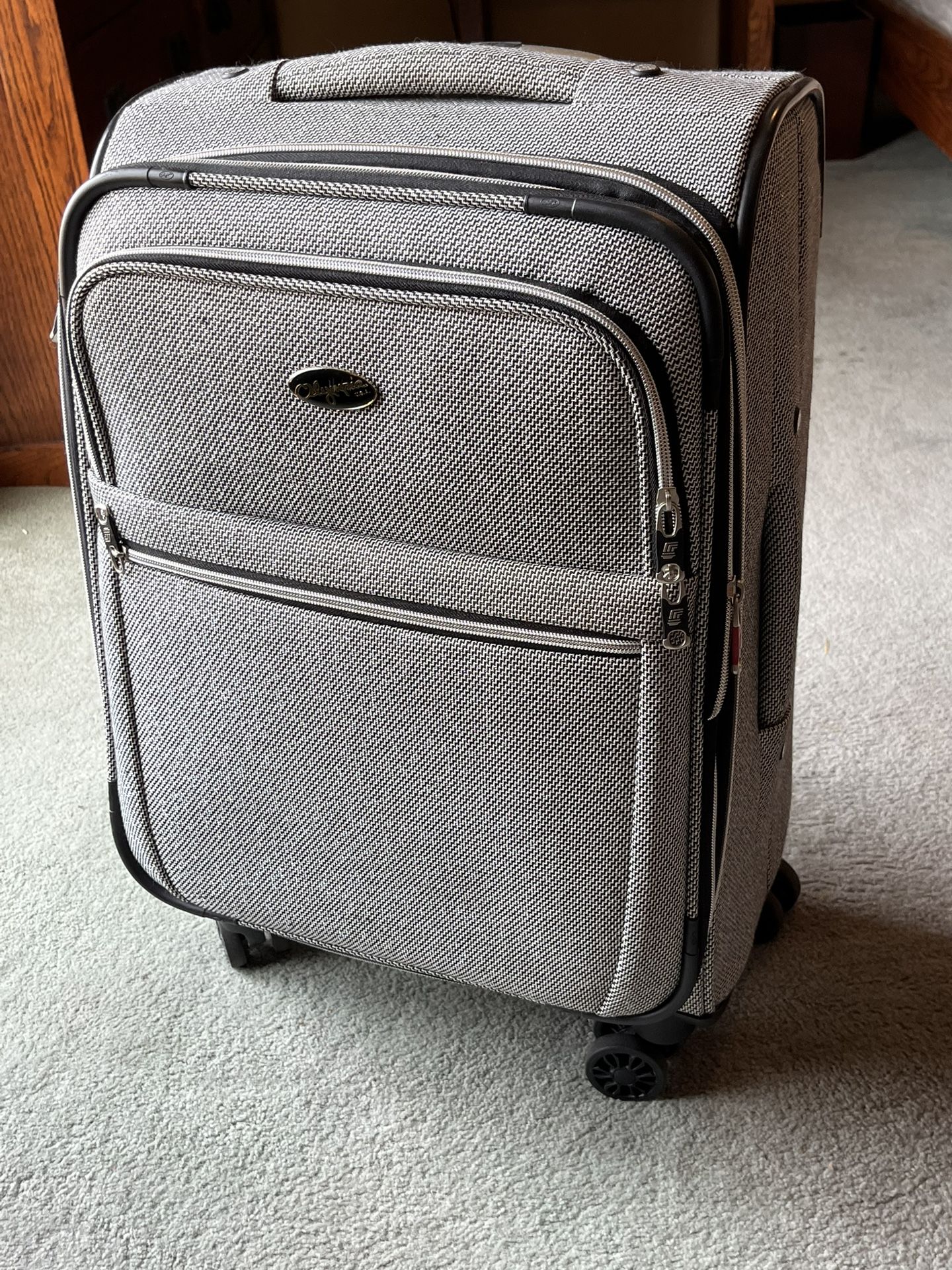 Rolling Suitcase