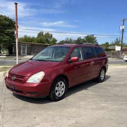 2009 KIA SEDONA LX