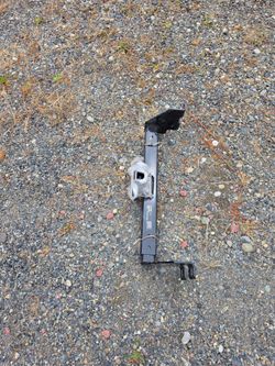 Tow hitch