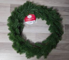 24" Christmas Green Wreath Decoration, Realistic Tips Branches