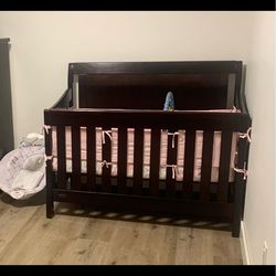 Free baby/toddler crib