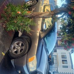 2005 NISSAN ARMADA SE