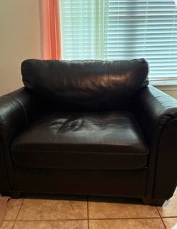 Black Leather Oversized Accent Chair