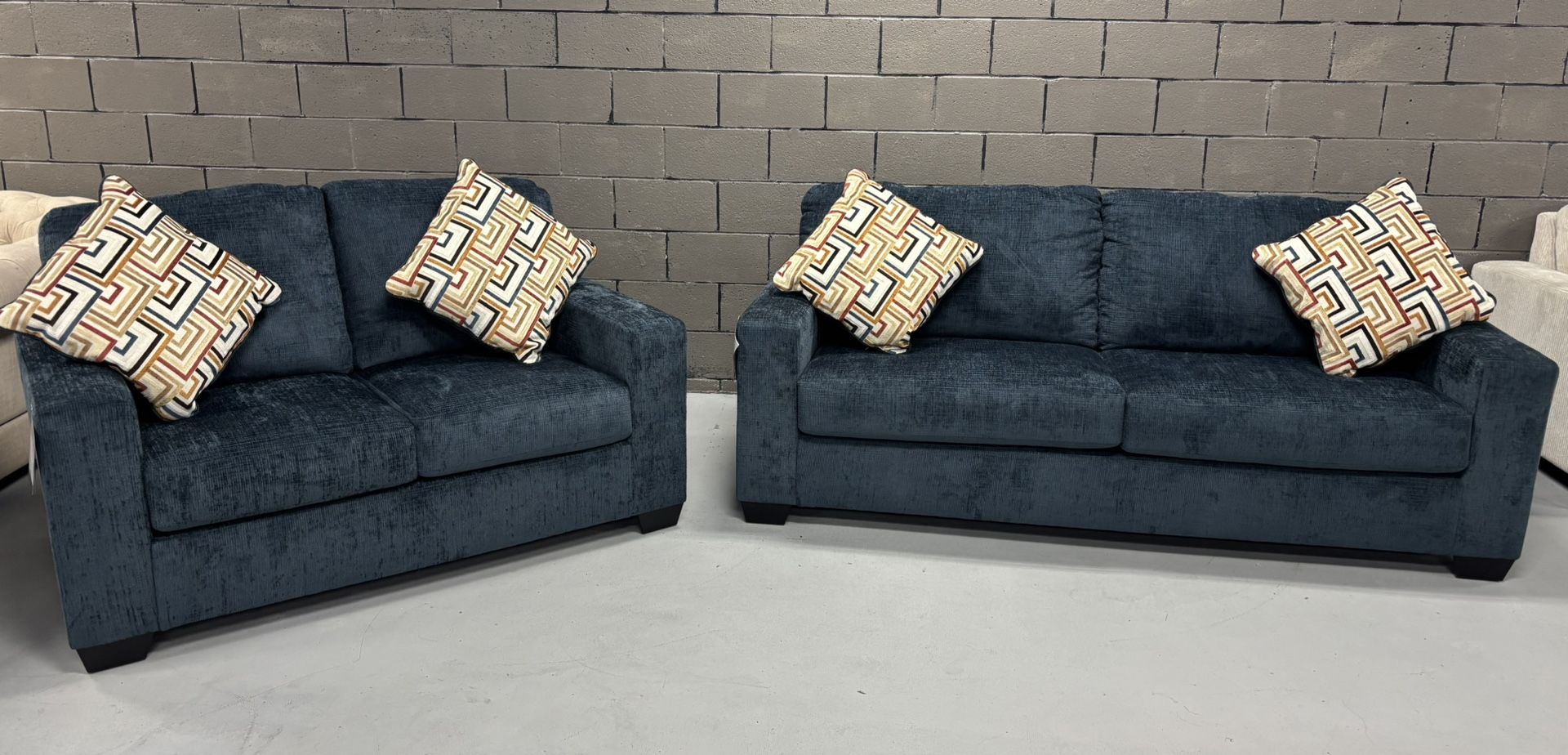 Ashley’s Furniture Aviemore New Blue Sofa Couch Set