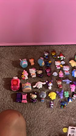 Sanrio Hellokitty figures