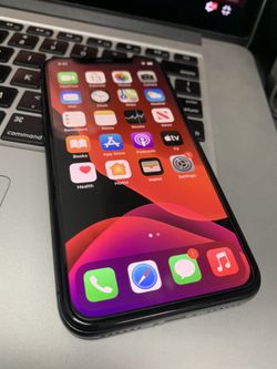 iPhone X Unlocked w/charger and tempered glass