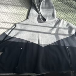 Nike Cropped Sweatshirt 