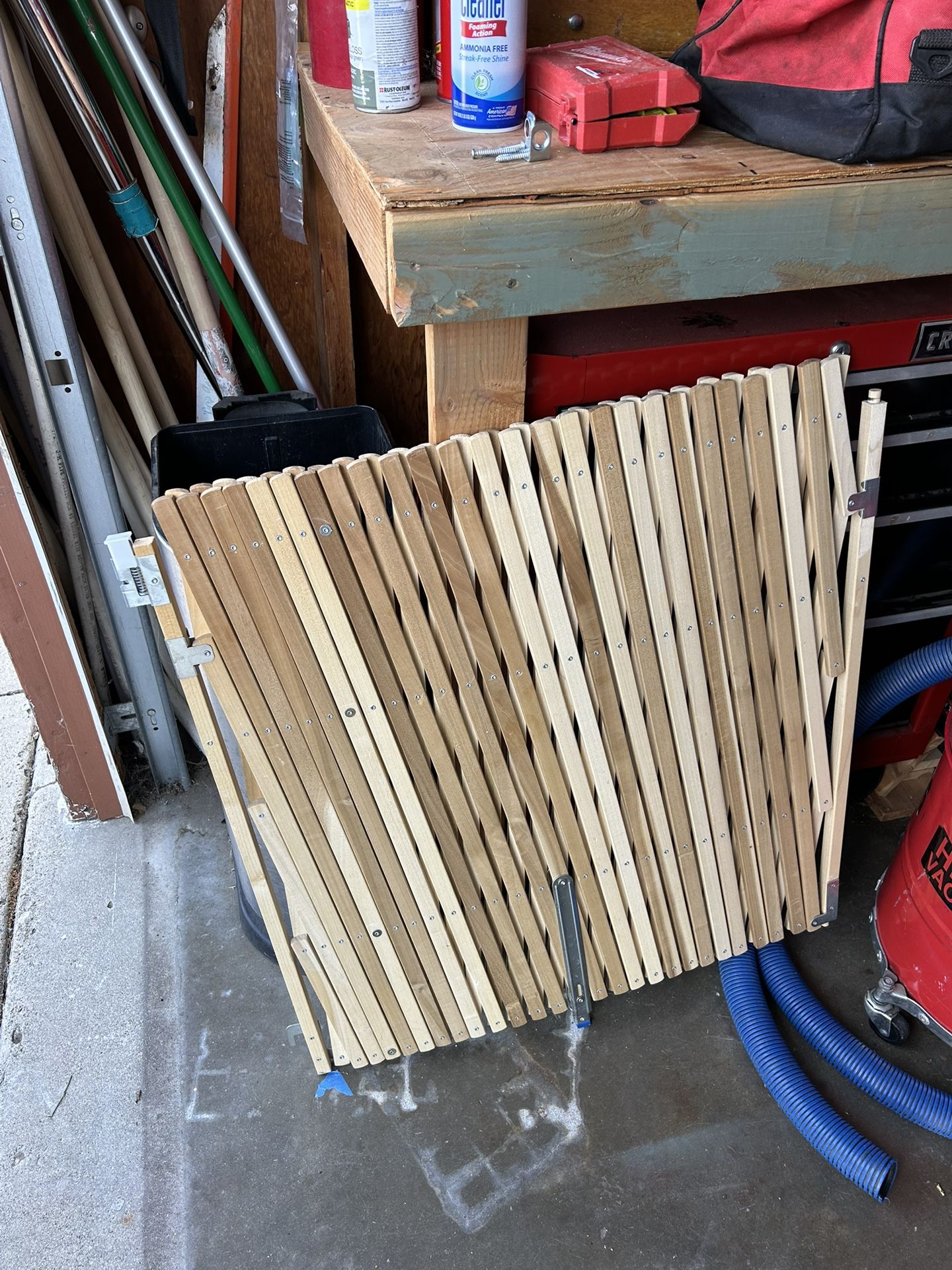 Expanding Indoor Gate 8’