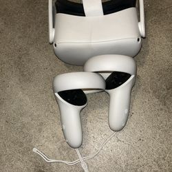 Oculus Quest 2 VR headset 