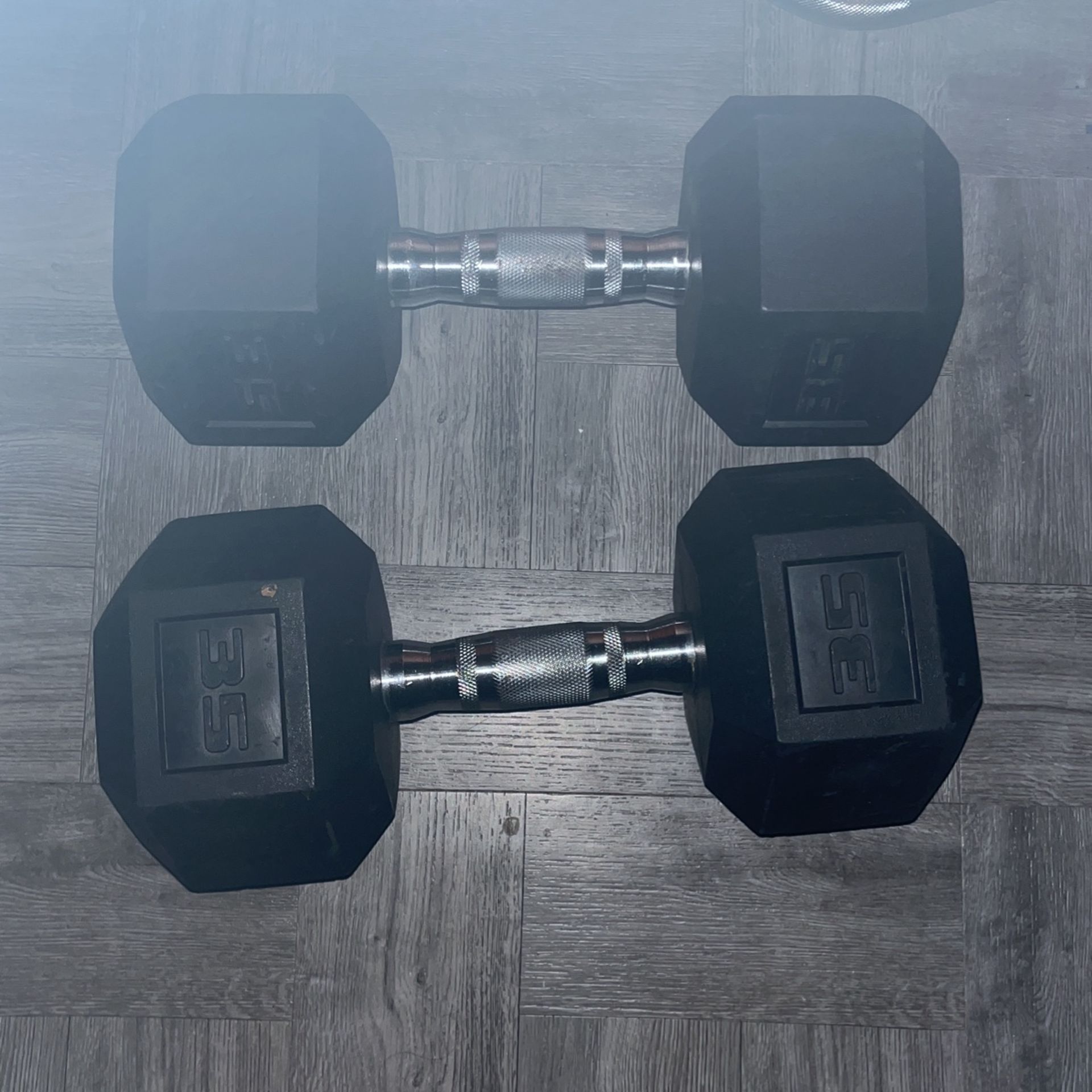 Dumbbells And Ez Curl Bar 