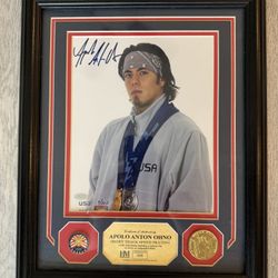  Limited Edition Framed 2002 Olympian Apolo Anton Ohno Signed Photo with 24Kt Gold Overlay Medallion