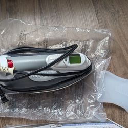 Black+Decker Stainless steel Steam Iron
