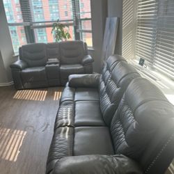 Reclinable couches With Charging Ports